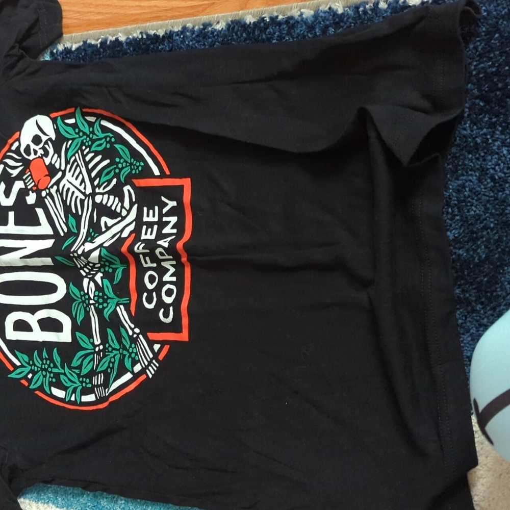 Bones coffee company T-shirt